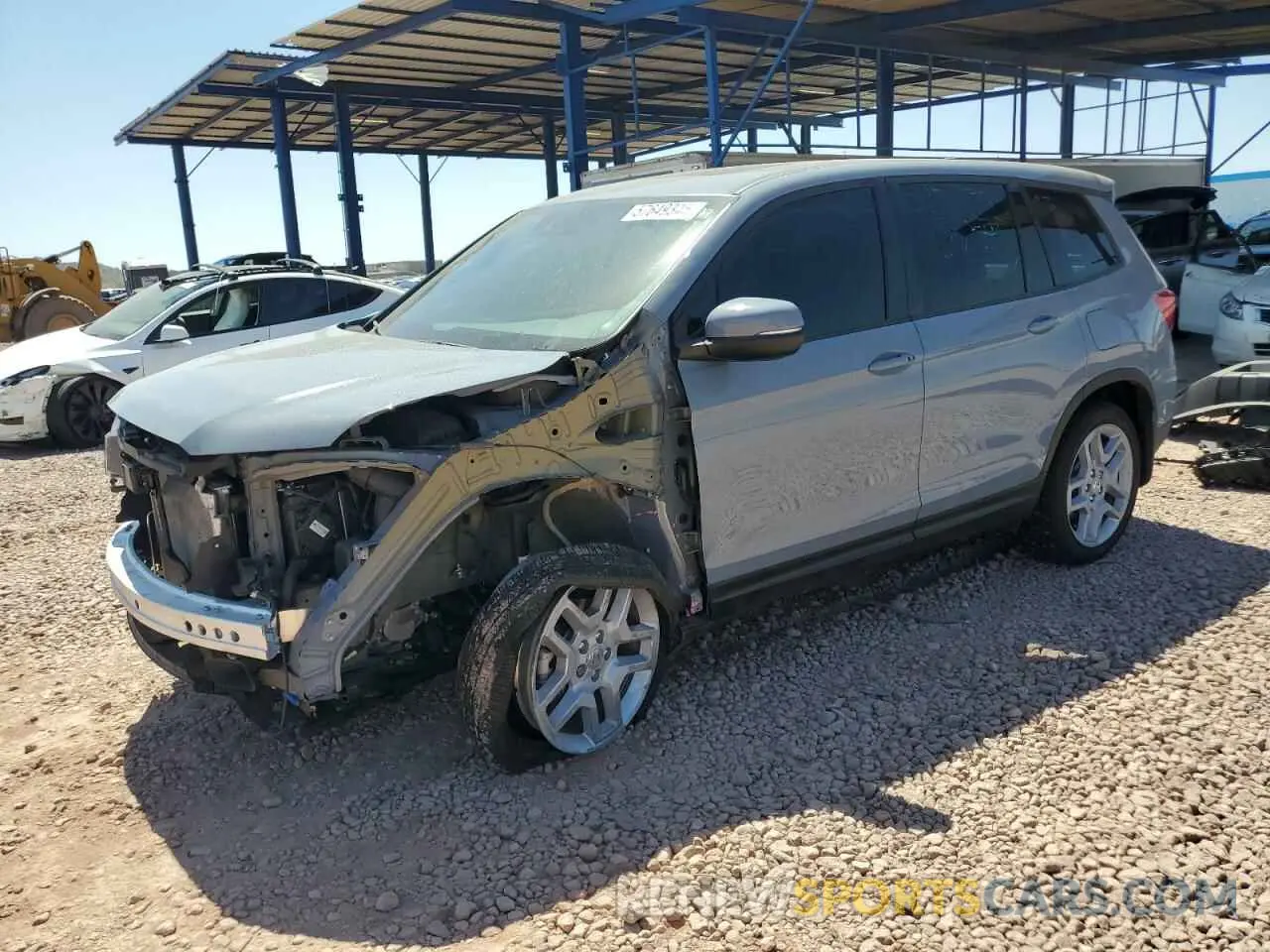 1 Photograph of a damaged car 5FNYF8H52RB008213 HONDA PASSPORT 2024