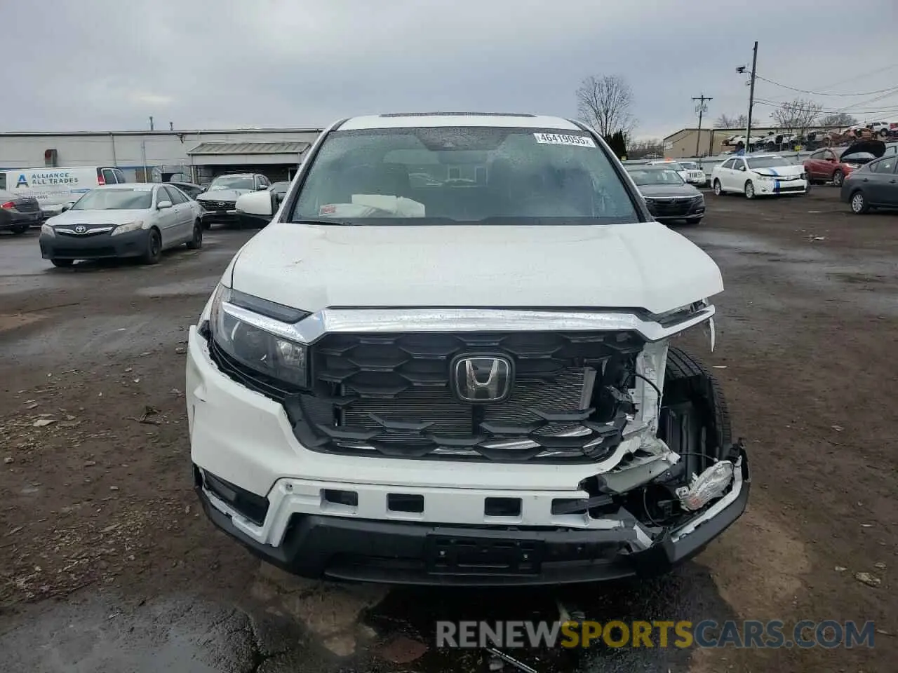5 Photograph of a damaged car 5FNYF8H59RB011075 HONDA PASSPORT 2024