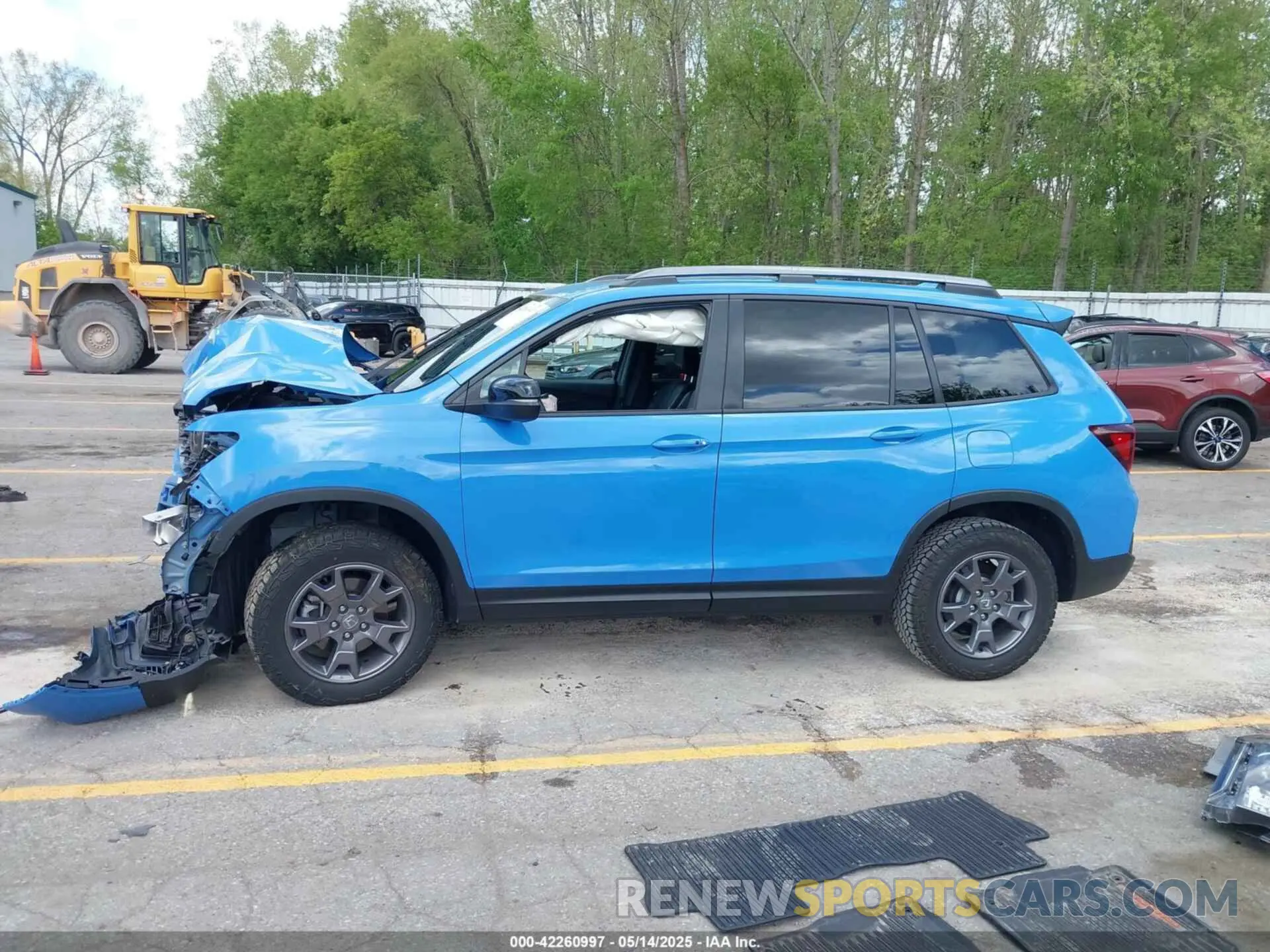 14 Photograph of a damaged car 5FNYF8H63RB008892 HONDA PASSPORT 2024