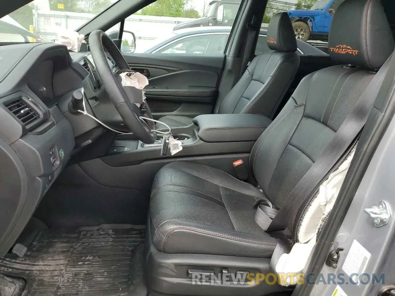 7 Фотография поврежденного автомобиля 5FNYF8H65RB001572 HONDA PASSPORT 2024
