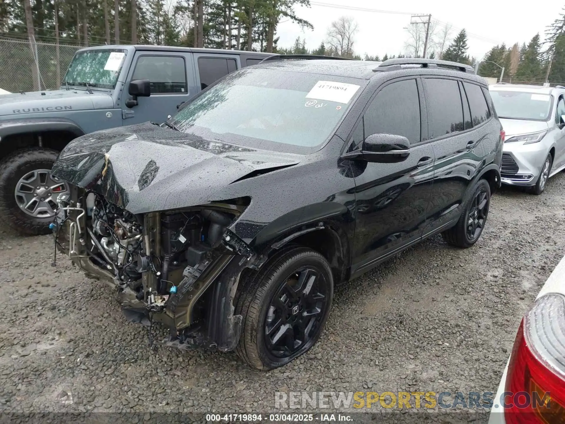 2 Фотография поврежденного автомобиля 5FNYF8H8XSB002921 HONDA PASSPORT 2025