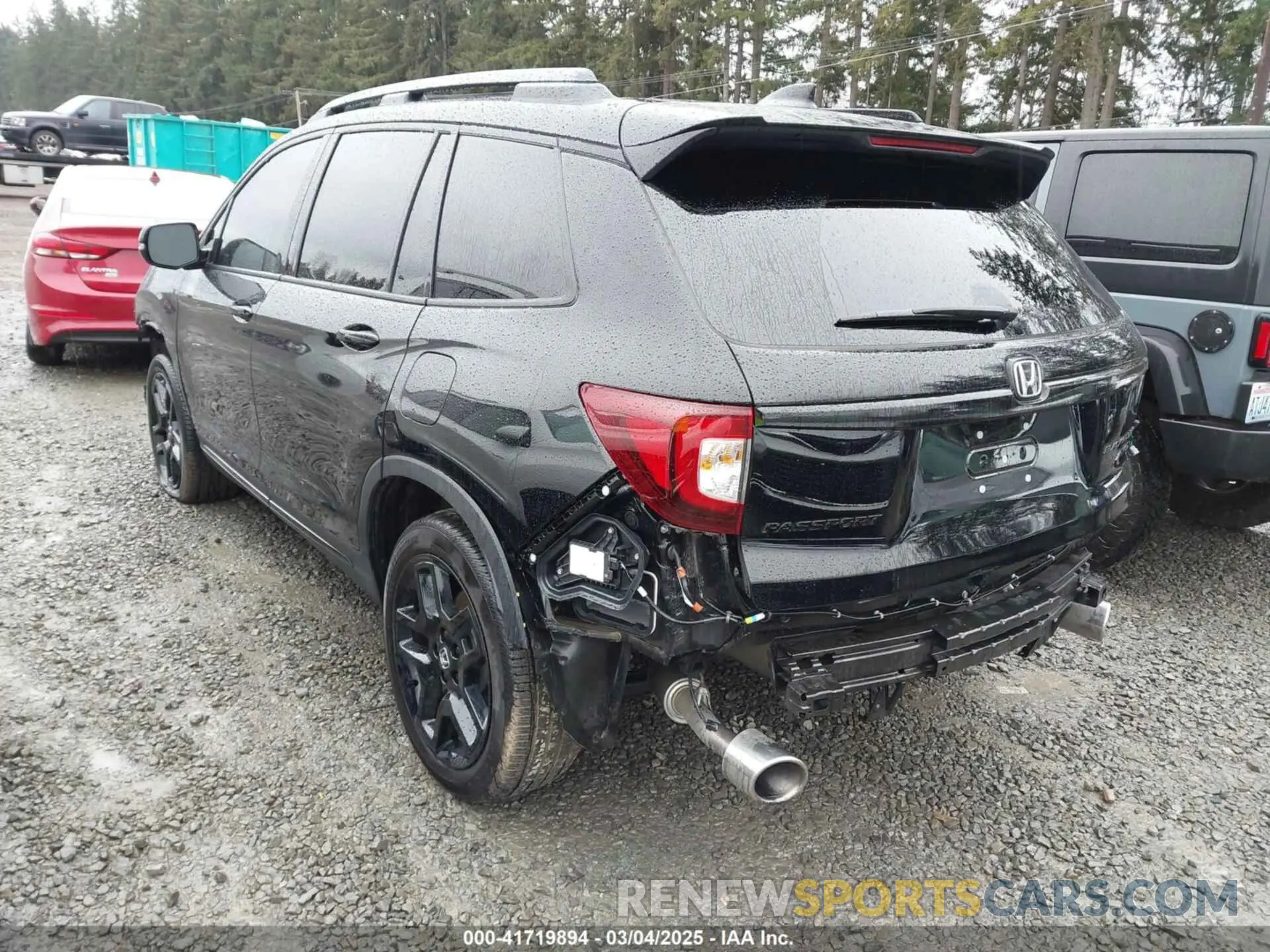 3 Фотография поврежденного автомобиля 5FNYF8H8XSB002921 HONDA PASSPORT 2025