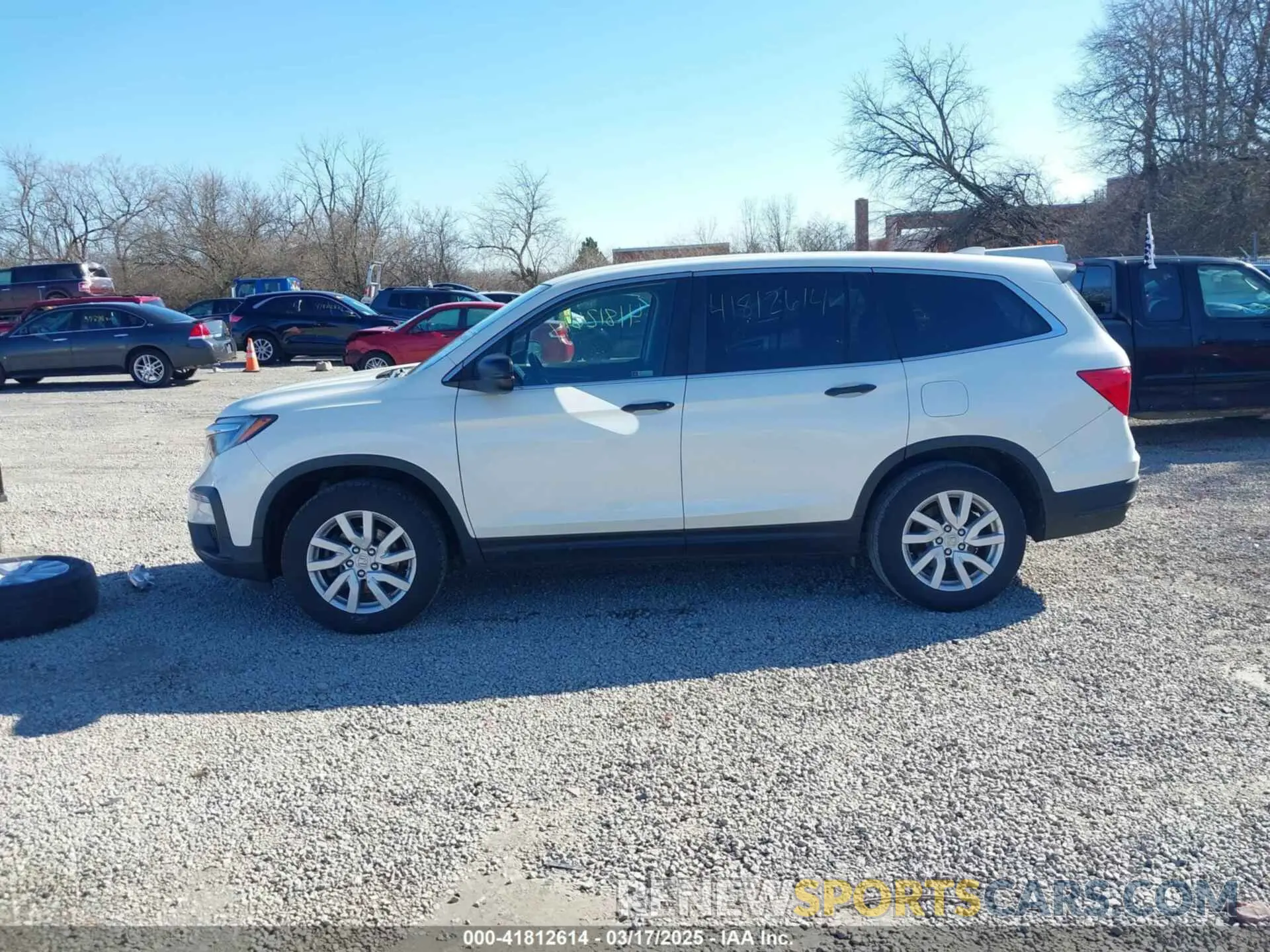 15 Фотография поврежденного автомобиля 5FNYF5H11KB006065 HONDA PILOT 2019