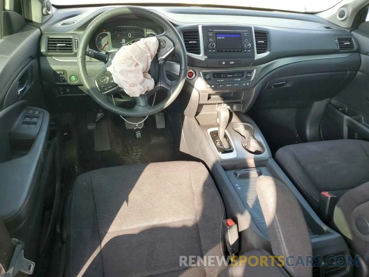 8 Фотография поврежденного автомобиля 5FNYF5H16KB037151 HONDA PILOT 2019