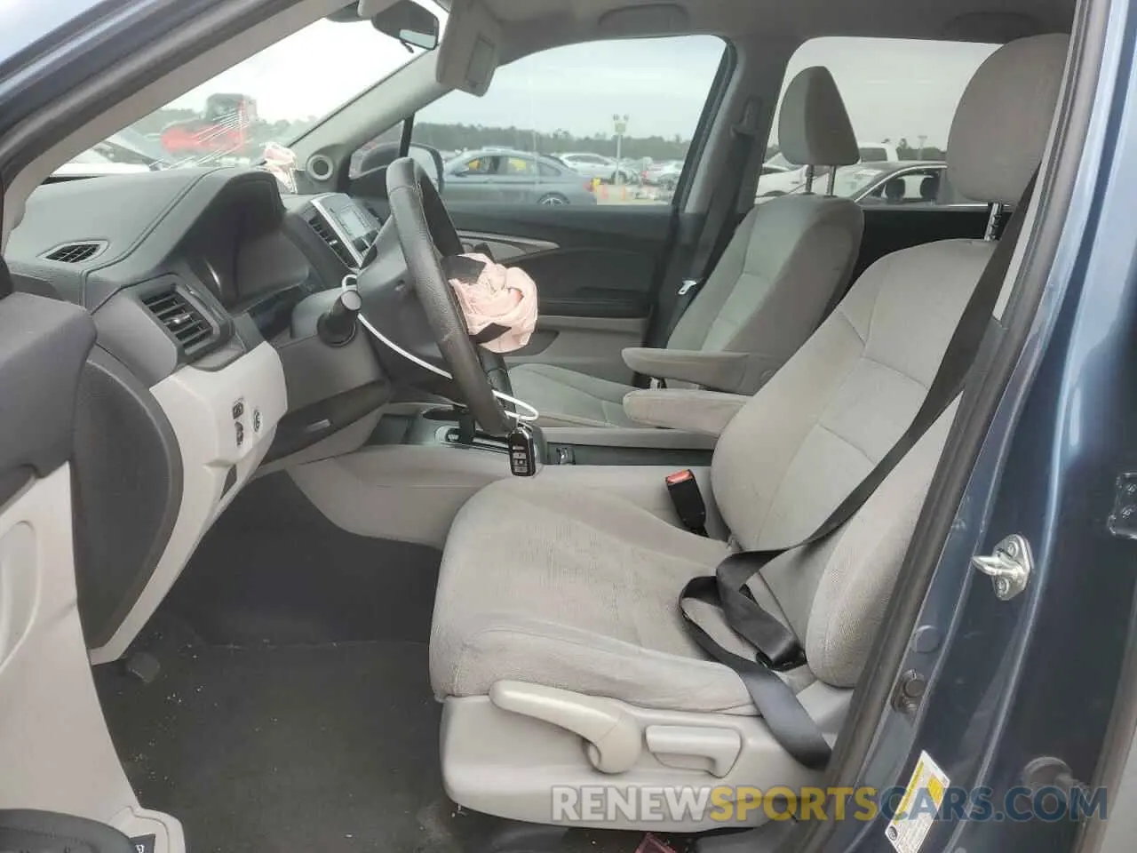 7 Photograph of a damaged car 5FNYF5H17KB009794 HONDA PILOT 2019