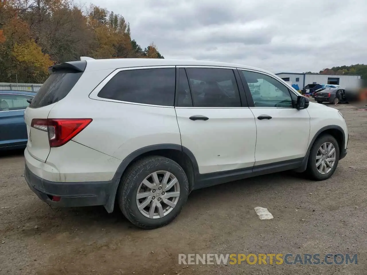 3 Фотография поврежденного автомобиля 5FNYF5H1XKB021356 HONDA PILOT 2019