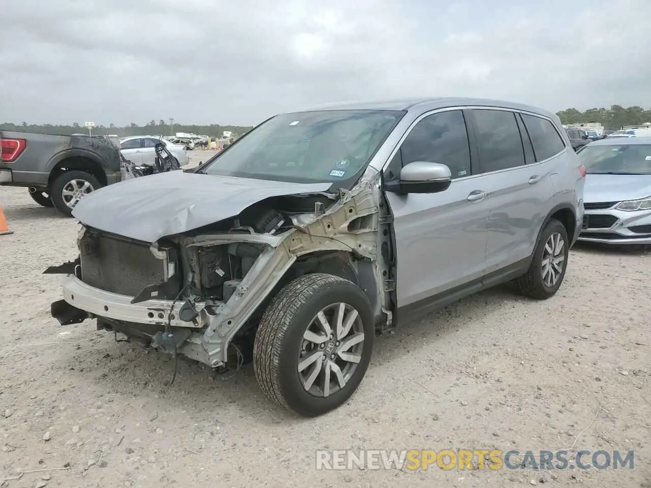 1 Photograph of a damaged car 5FNYF5H30KB031167 HONDA PILOT 2019