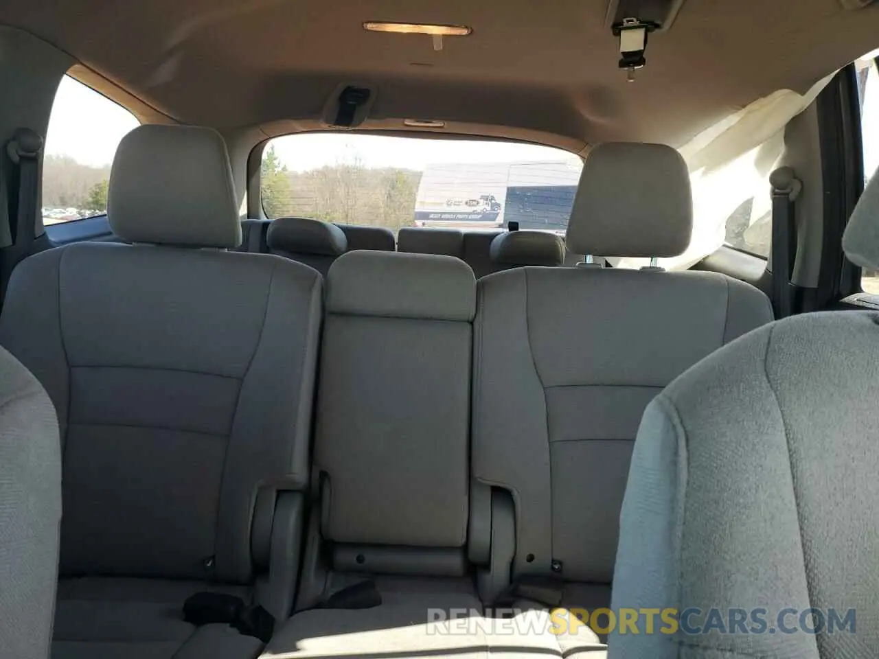 10 Фотография поврежденного автомобиля 5FNYF5H35KB045260 HONDA PILOT 2019