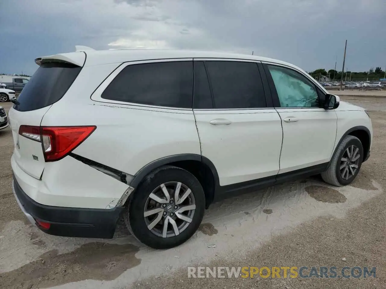 3 Photograph of a damaged car 5FNYF5H36KB012123 HONDA PILOT 2019