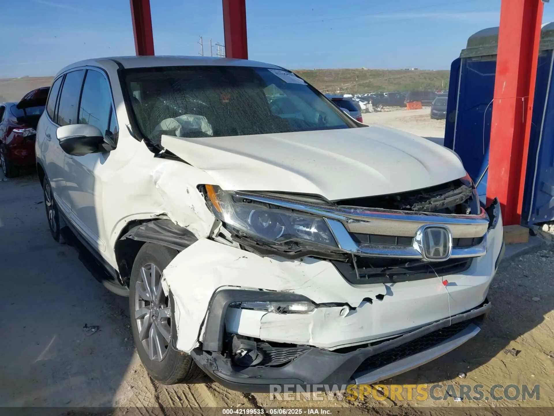 1 Фотография поврежденного автомобиля 5FNYF5H37KB013250 HONDA PILOT 2019