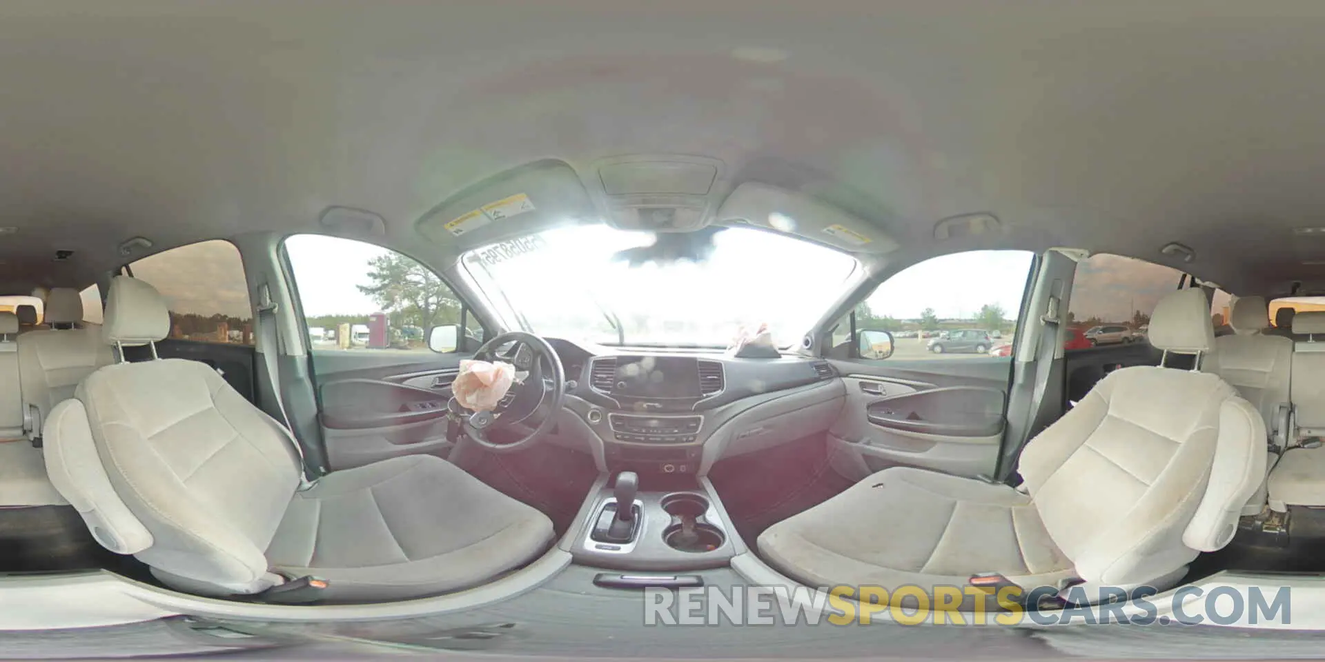 15 Photograph of a damaged car 5FNYF5H37KB044238 HONDA PILOT 2019