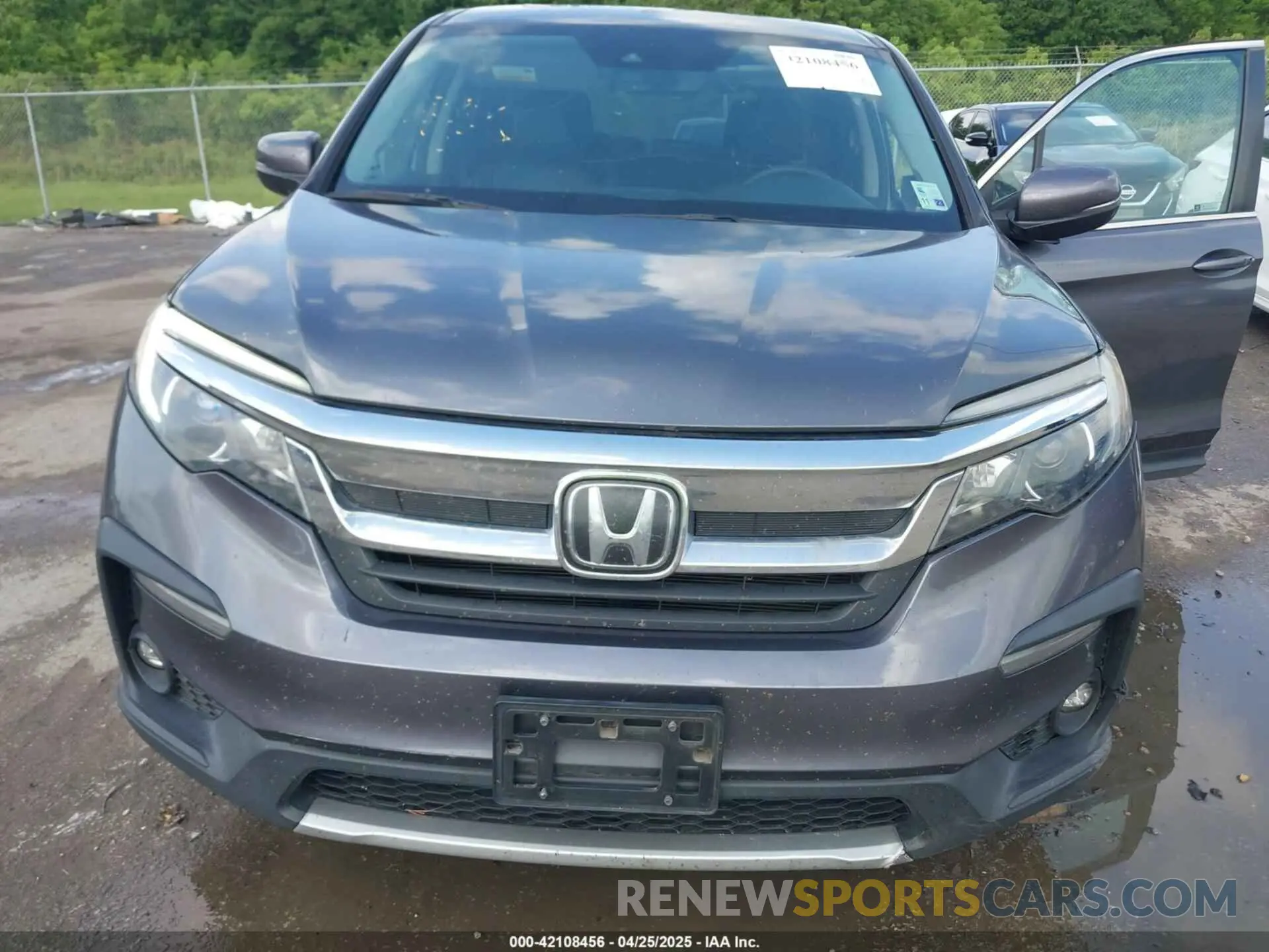 10 Photograph of a damaged car 5FNYF5H52KB039336 HONDA PILOT 2019