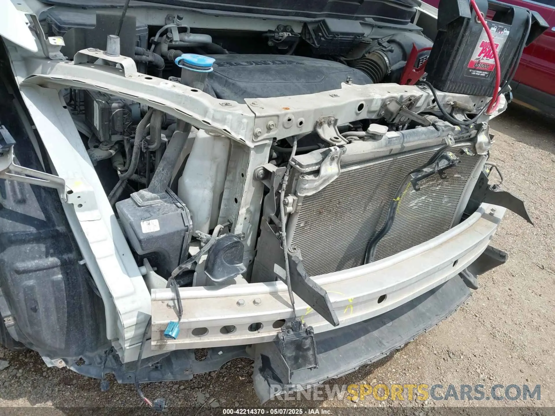 6 Photograph of a damaged car 5FNYF5H53KB029821 HONDA PILOT 2019
