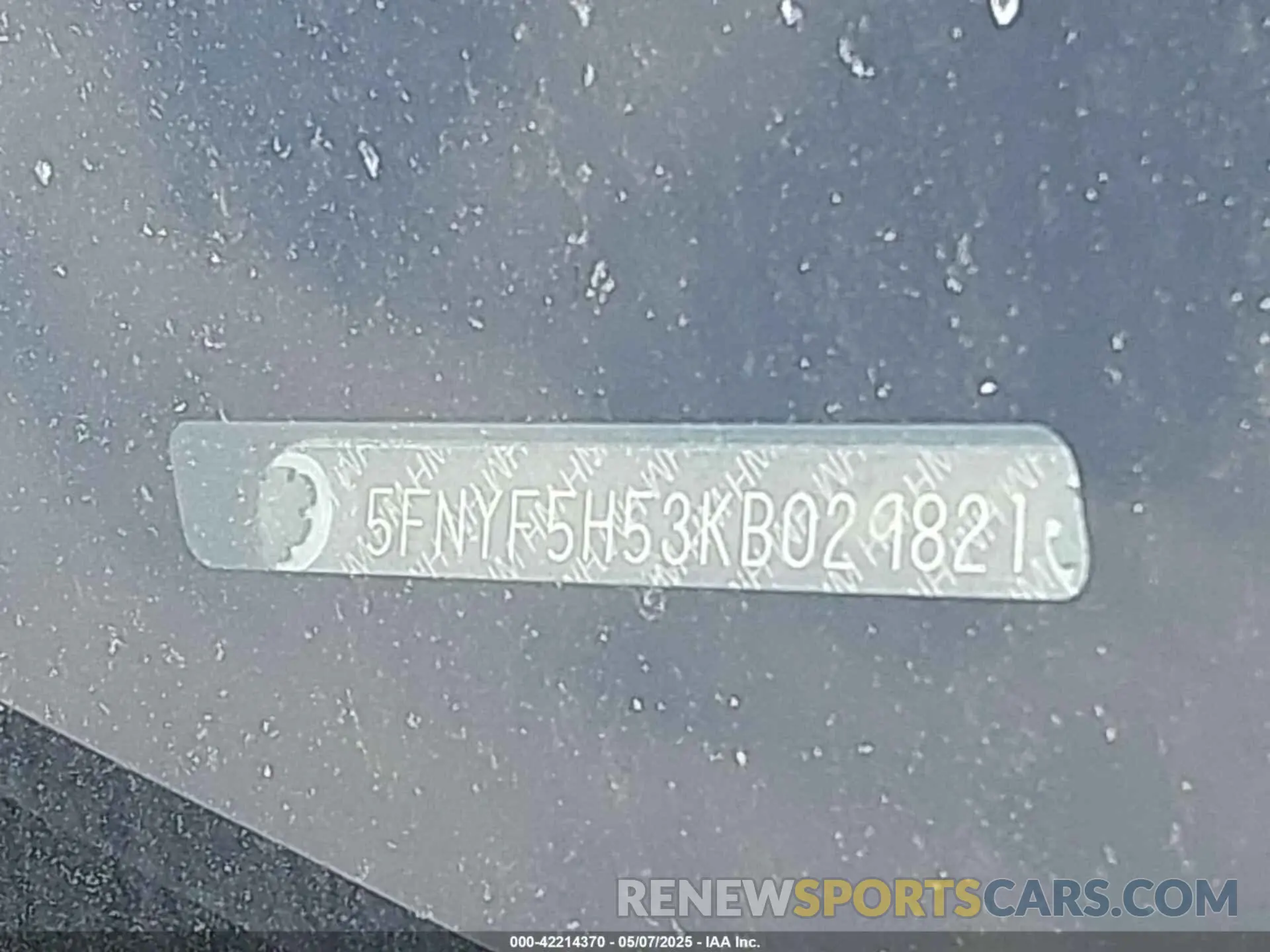 9 Photograph of a damaged car 5FNYF5H53KB029821 HONDA PILOT 2019