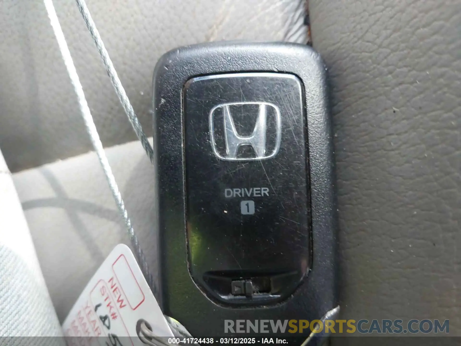 11 Фотография поврежденного автомобиля 5FNYF5H55KB012695 HONDA PILOT 2019