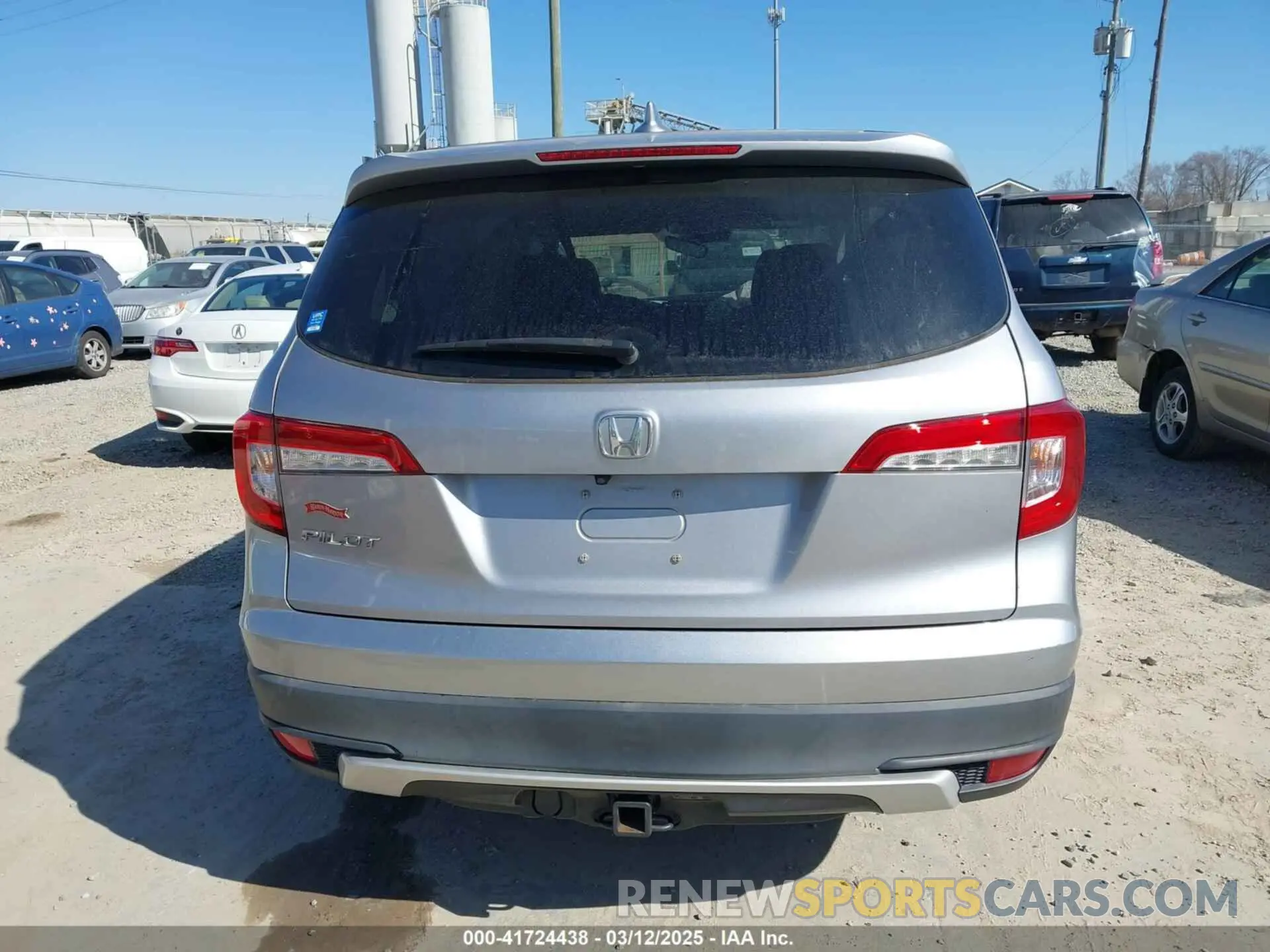 16 Фотография поврежденного автомобиля 5FNYF5H55KB012695 HONDA PILOT 2019