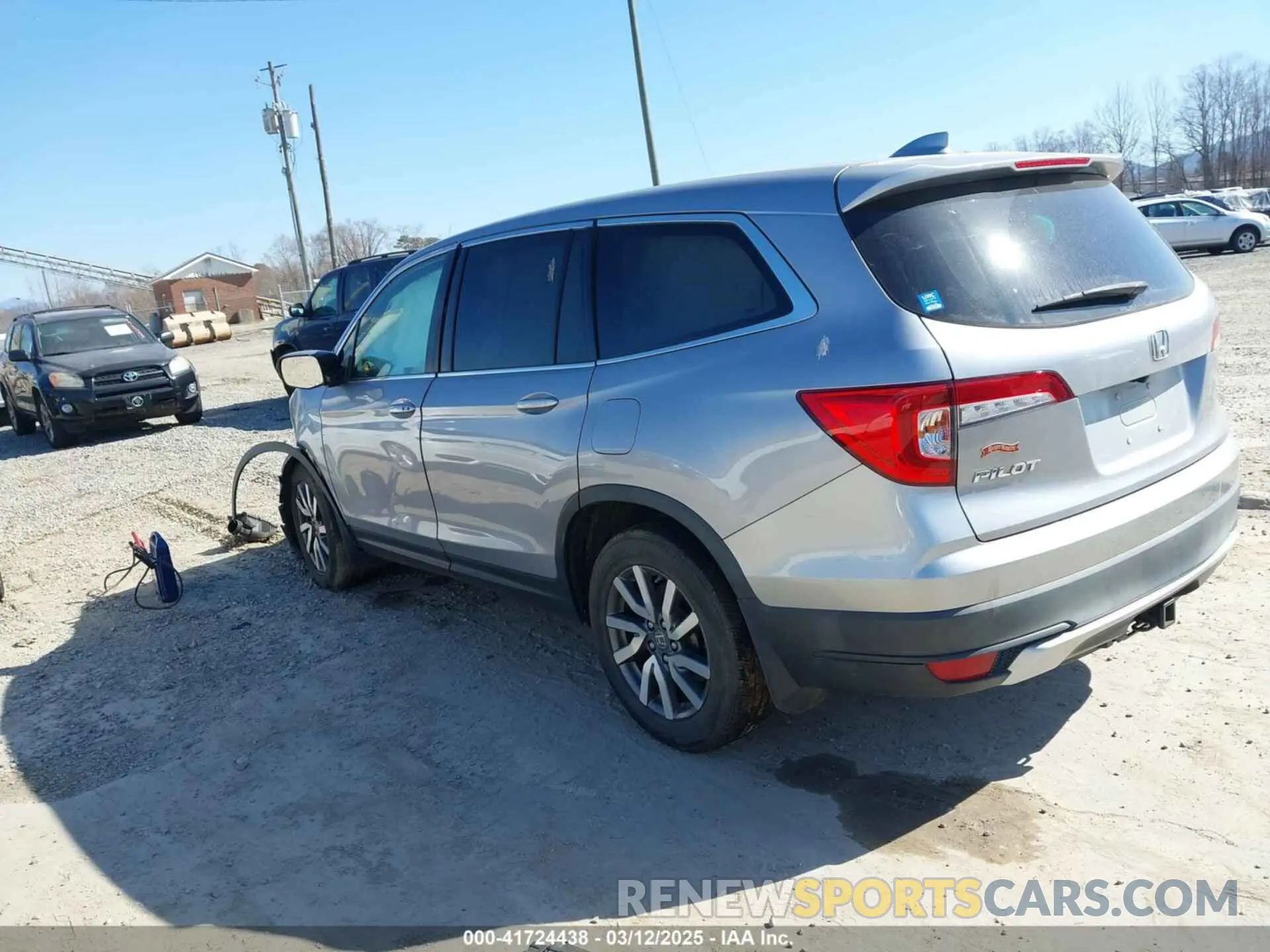 3 Фотография поврежденного автомобиля 5FNYF5H55KB012695 HONDA PILOT 2019