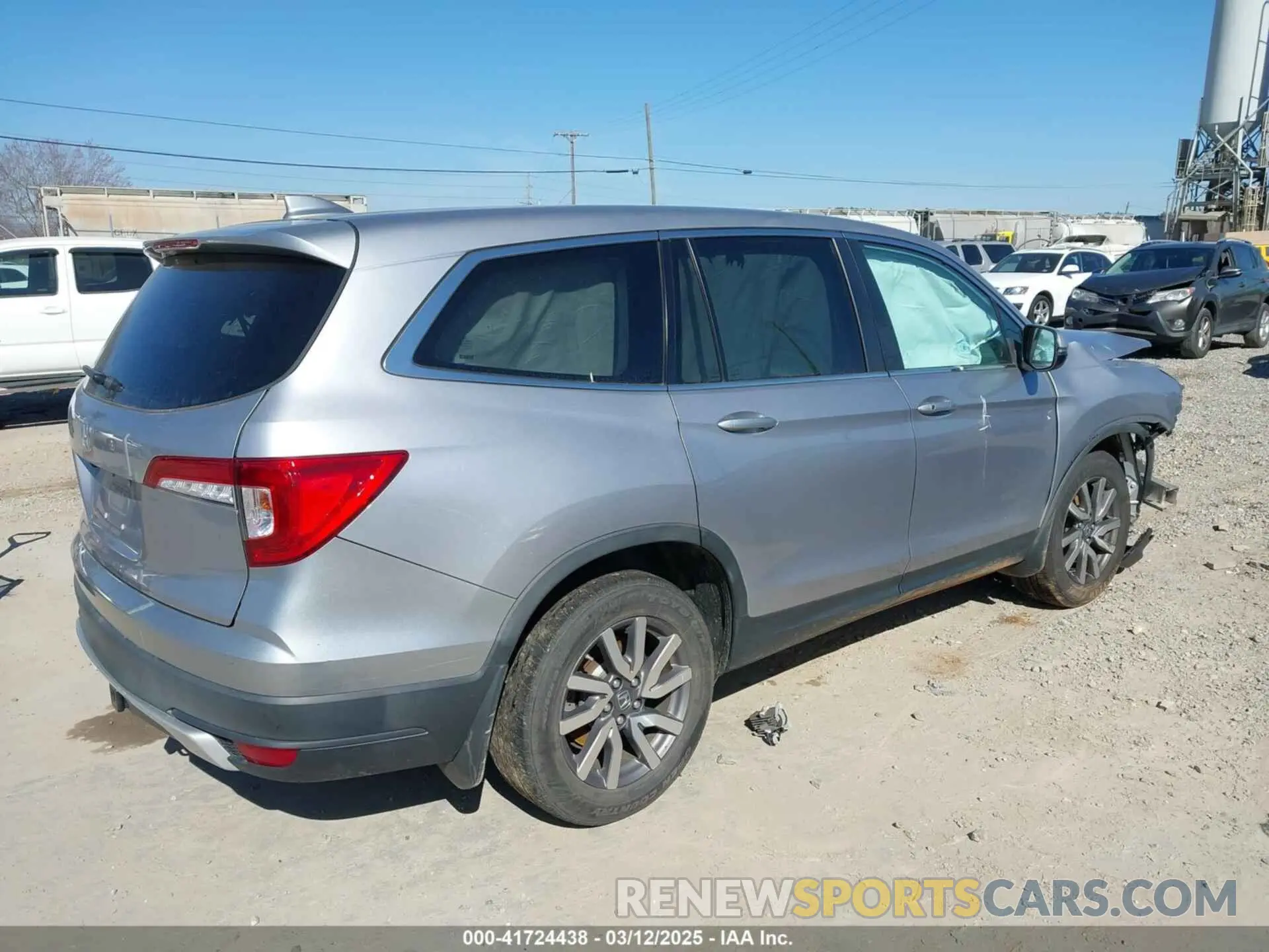 4 Фотография поврежденного автомобиля 5FNYF5H55KB012695 HONDA PILOT 2019