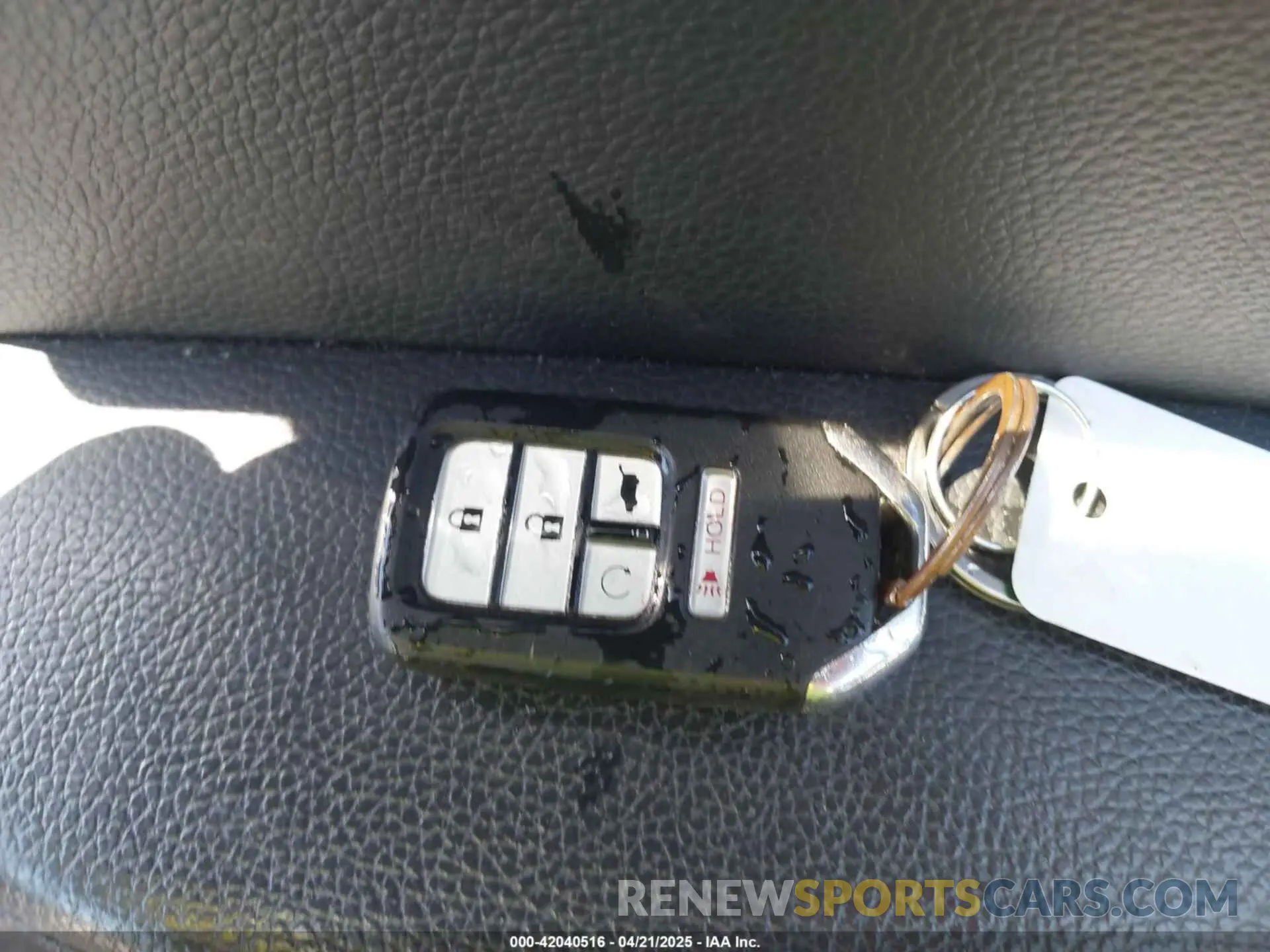 11 Photograph of a damaged car 5FNYF5H56KB042918 HONDA PILOT 2019