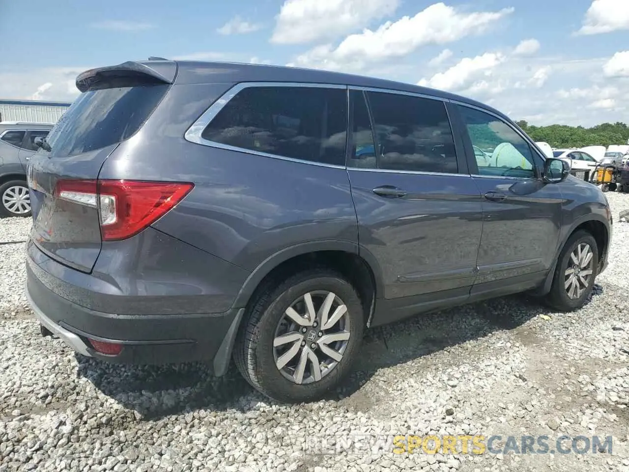 3 Photograph of a damaged car 5FNYF5H59KB028124 HONDA PILOT 2019