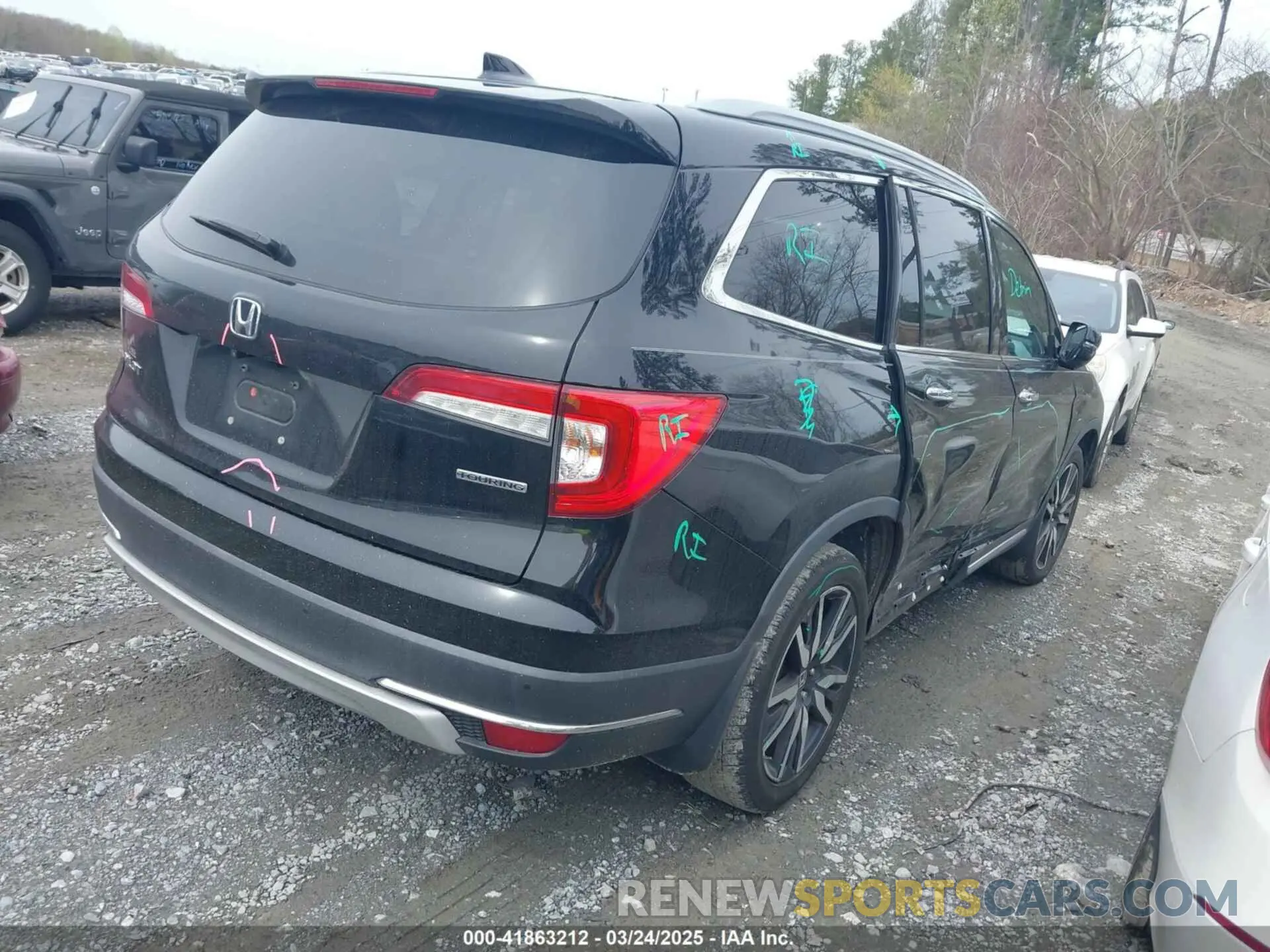 4 Фотография поврежденного автомобиля 5FNYF5H66KB027960 HONDA PILOT 2019