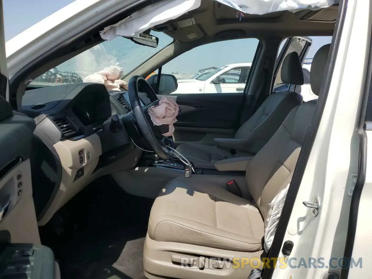 7 Photograph of a damaged car 5FNYF5H67KB011573 HONDA PILOT 2019