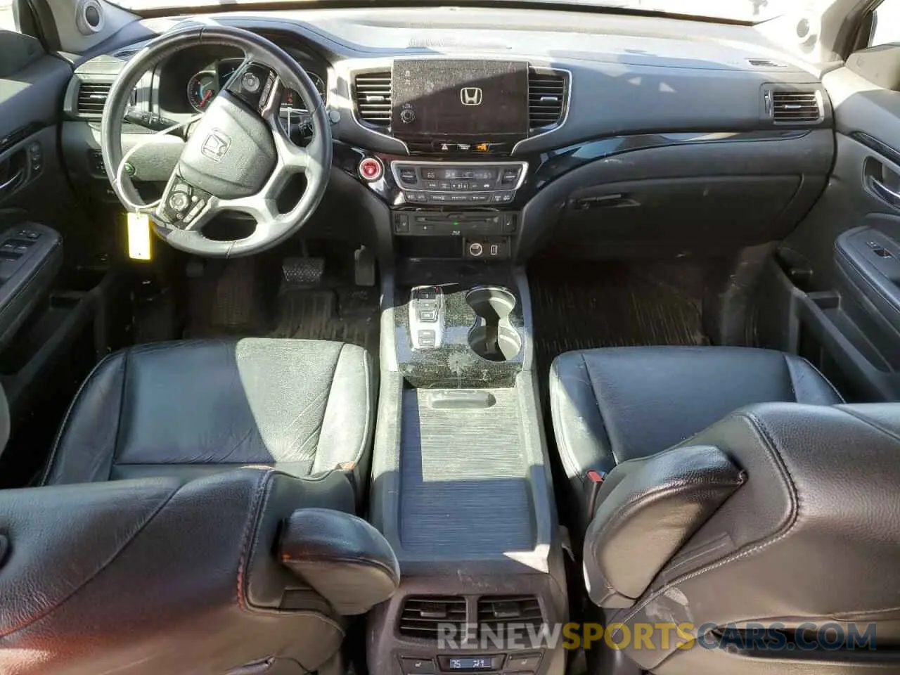 8 Photograph of a damaged car 5FNYF5H69KB019903 HONDA PILOT 2019