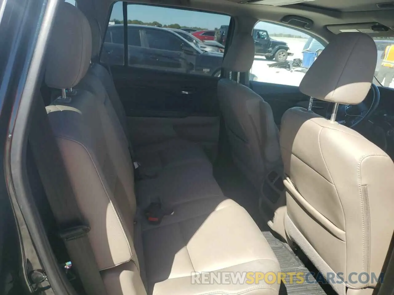 11 Фотография поврежденного автомобиля 5FNYF5H92KB002578 HONDA PILOT 2019
