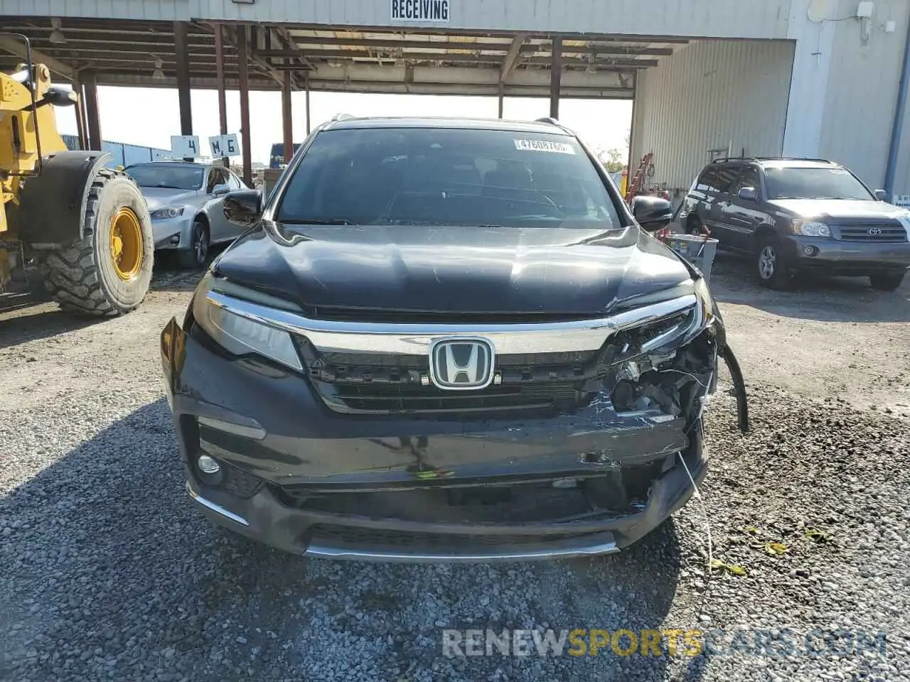 5 Photograph of a damaged car 5FNYF5H97KB007291 HONDA PILOT 2019