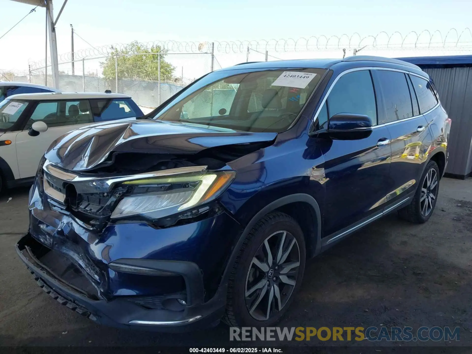 2 Photograph of a damaged car 5FNYF5H97KB013530 HONDA PILOT 2019