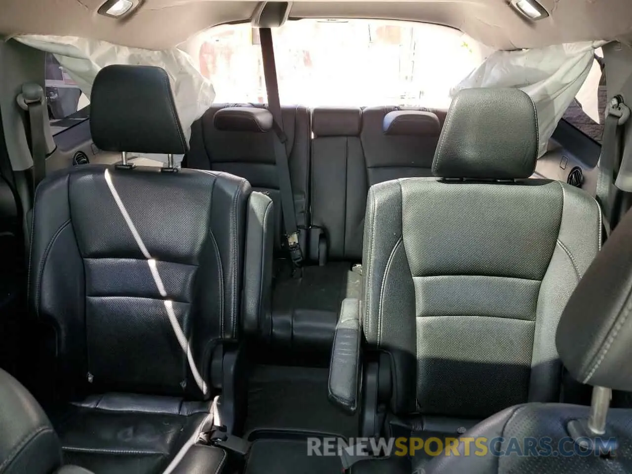 10 Фотография поврежденного автомобиля 5FNYF6H00KB027003 HONDA PILOT 2019