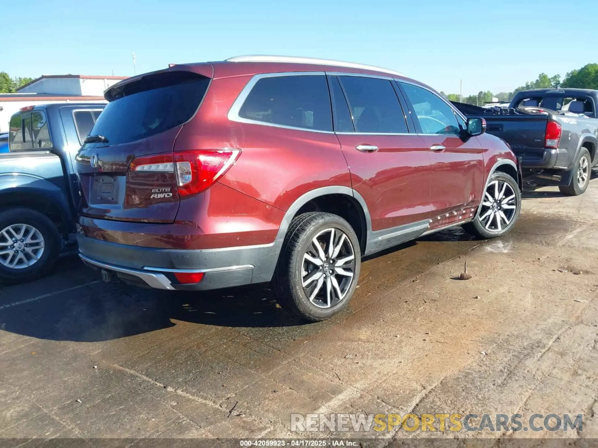 4 Фотография поврежденного автомобиля 5FNYF6H00KB067307 HONDA PILOT 2019