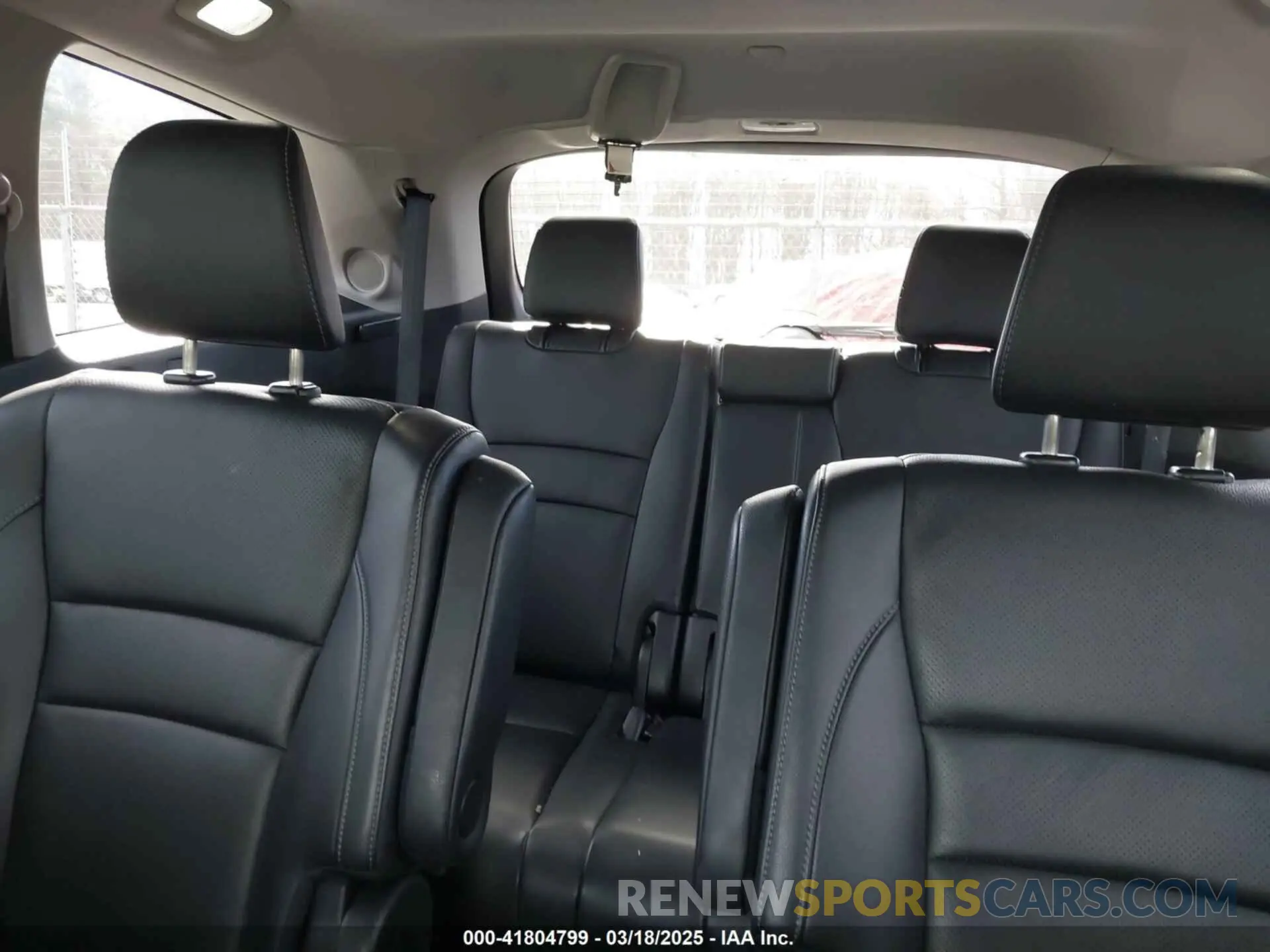 8 Фотография поврежденного автомобиля 5FNYF6H02KB005956 HONDA PILOT 2019