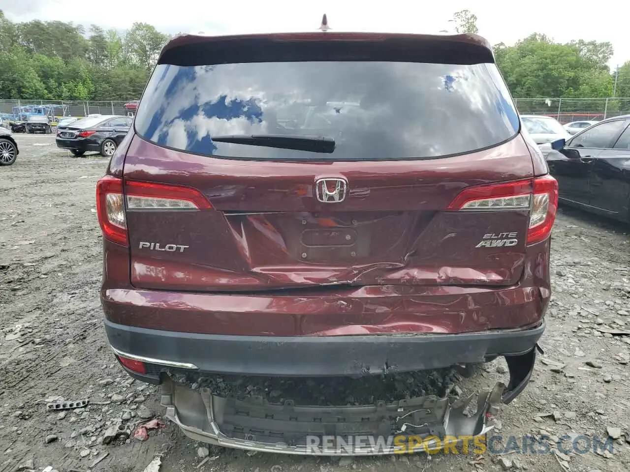 6 Photograph of a damaged car 5FNYF6H05KB014358 HONDA PILOT 2019