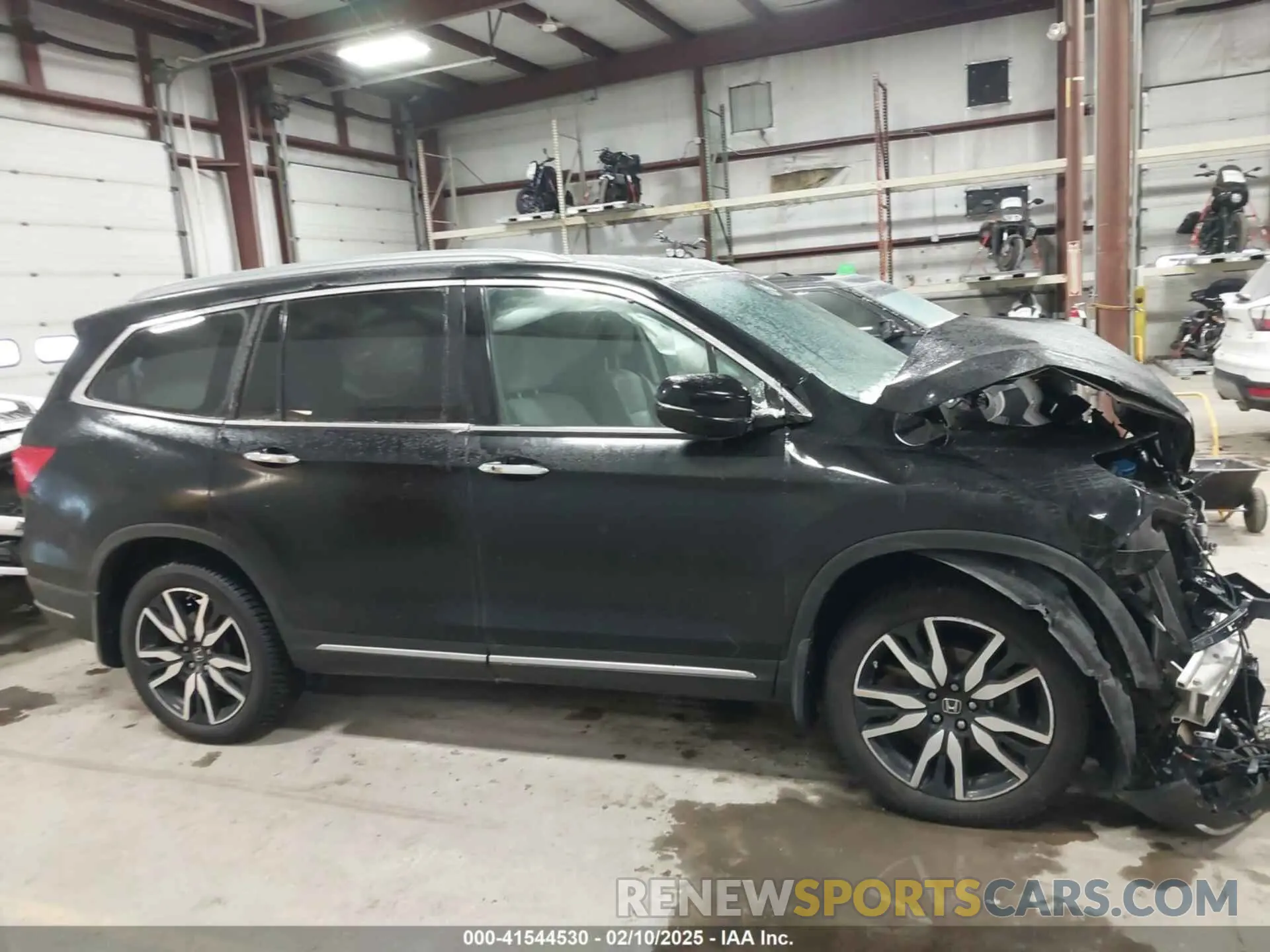 12 Фотография поврежденного автомобиля 5FNYF6H06KB040418 HONDA PILOT 2019