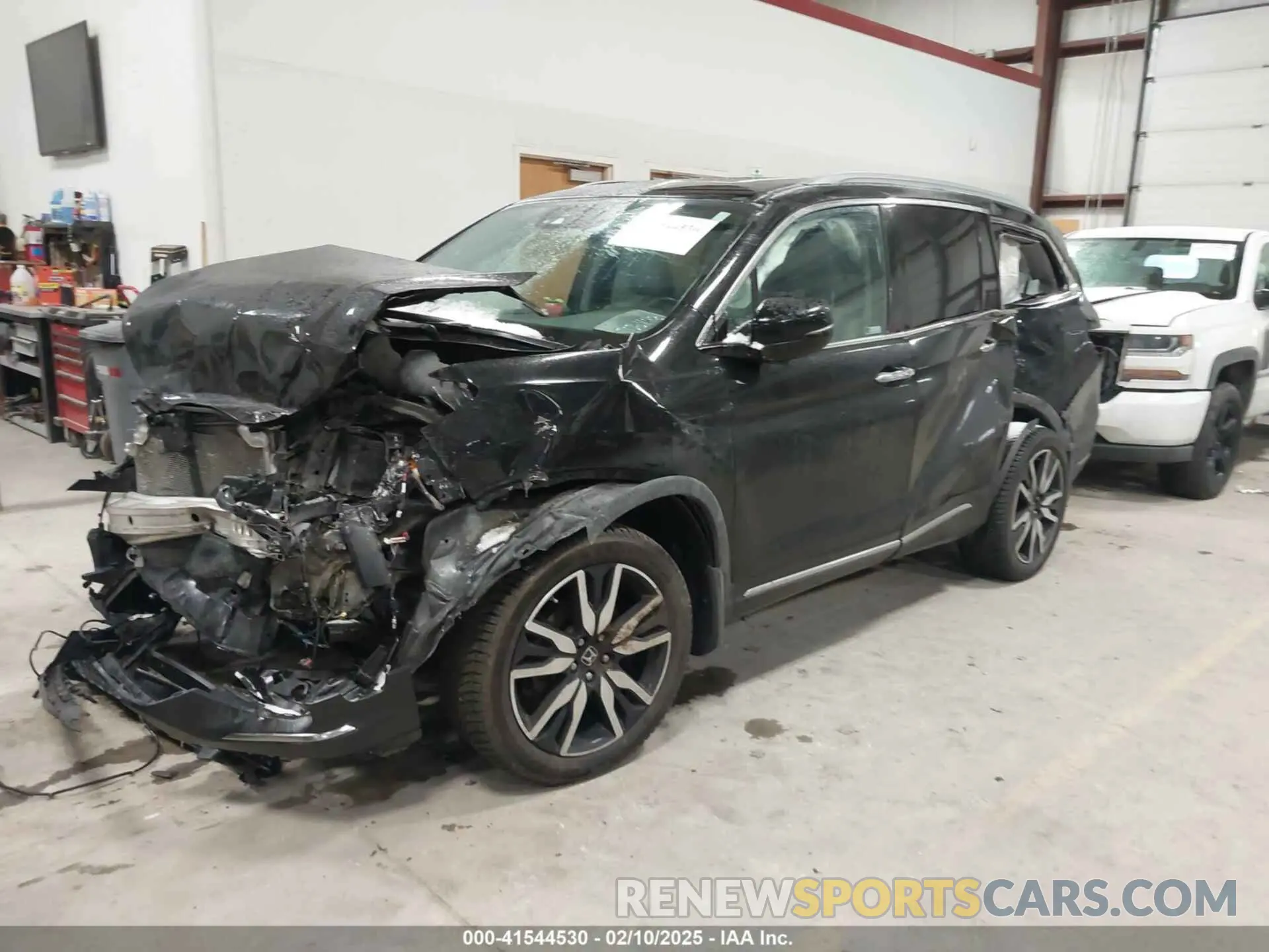 2 Фотография поврежденного автомобиля 5FNYF6H06KB040418 HONDA PILOT 2019