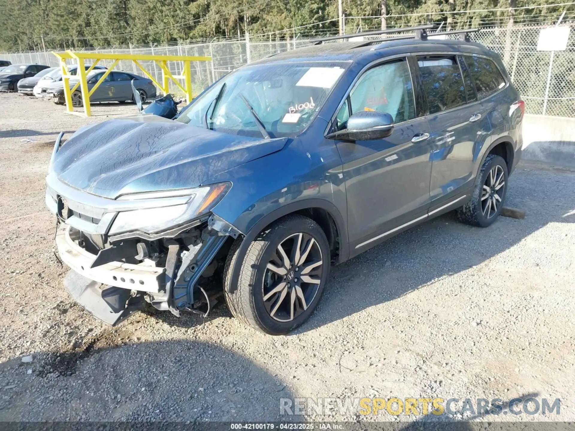 2 Photograph of a damaged car 5FNYF6H0XKB063801 HONDA PILOT 2019
