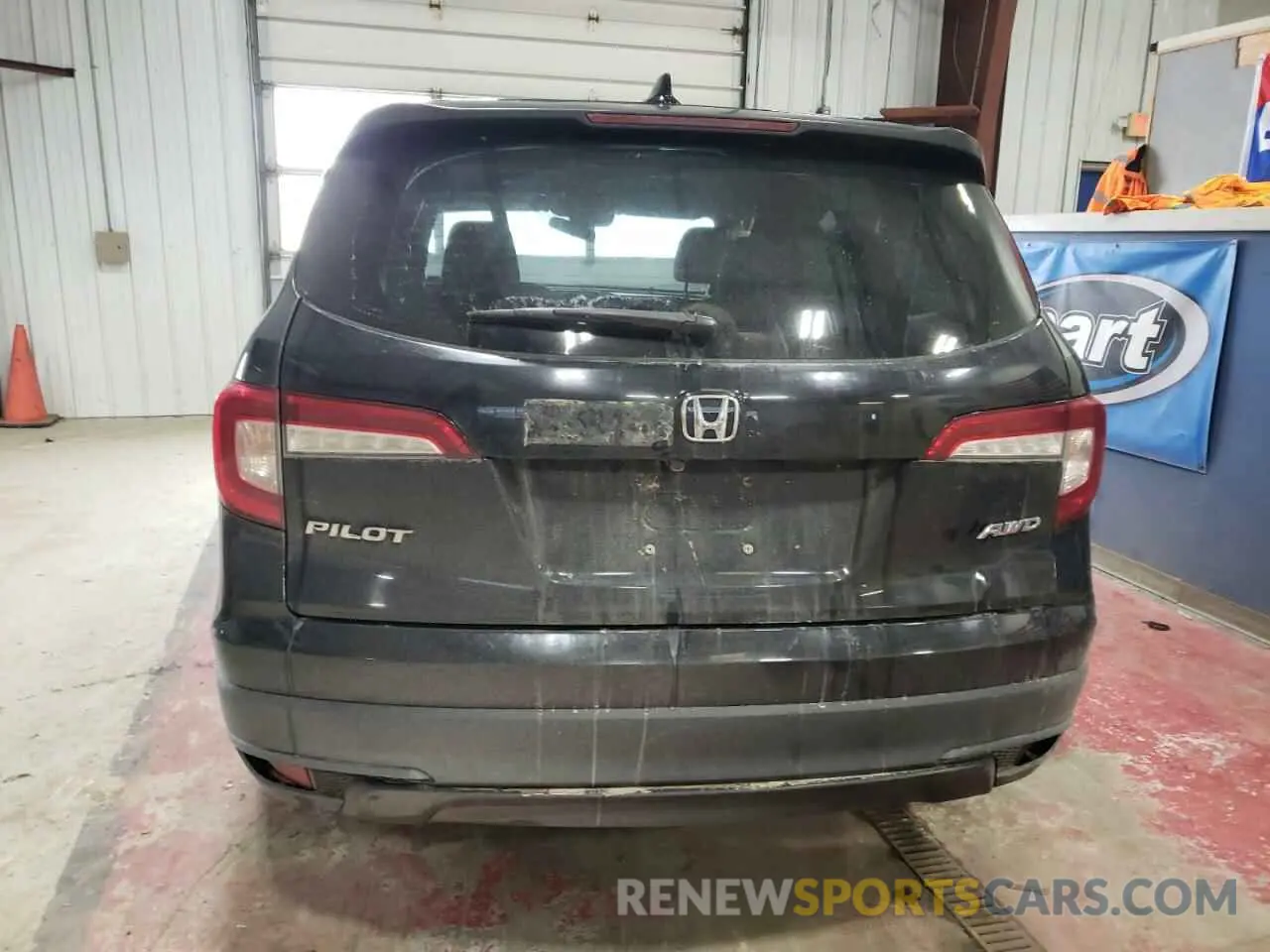 6 Photograph of a damaged car 5FNYF6H10KB032288 HONDA PILOT 2019