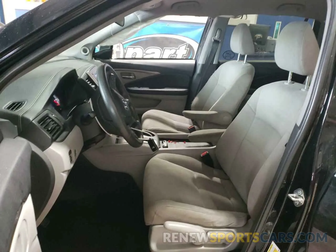 7 Photograph of a damaged car 5FNYF6H10KB032288 HONDA PILOT 2019