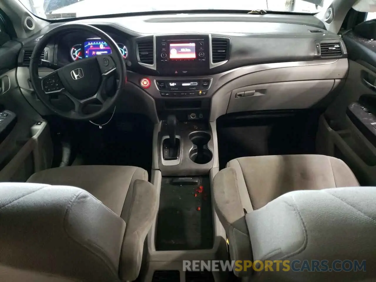 8 Photograph of a damaged car 5FNYF6H10KB032288 HONDA PILOT 2019
