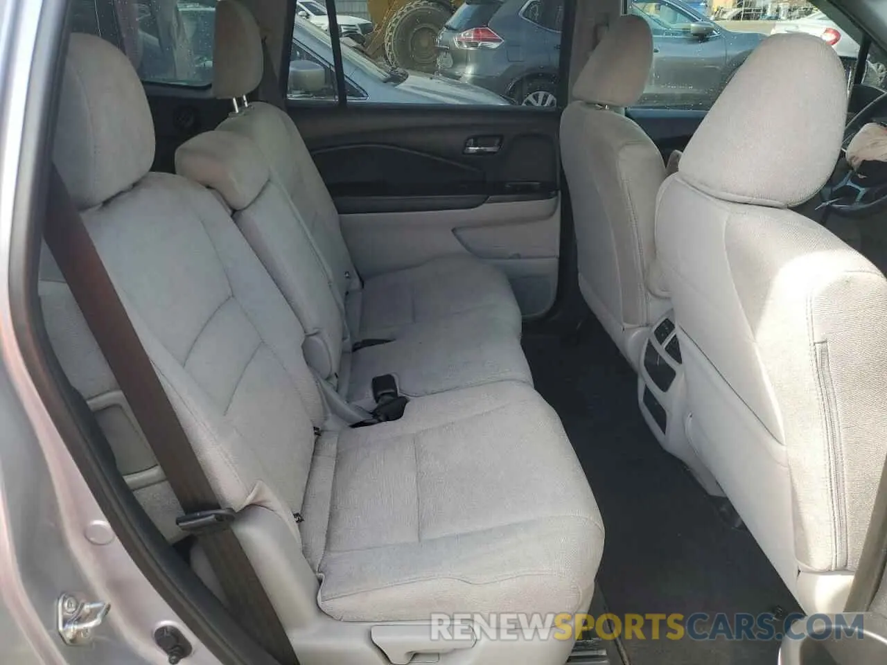 11 Photograph of a damaged car 5FNYF6H12KB036083 HONDA PILOT 2019
