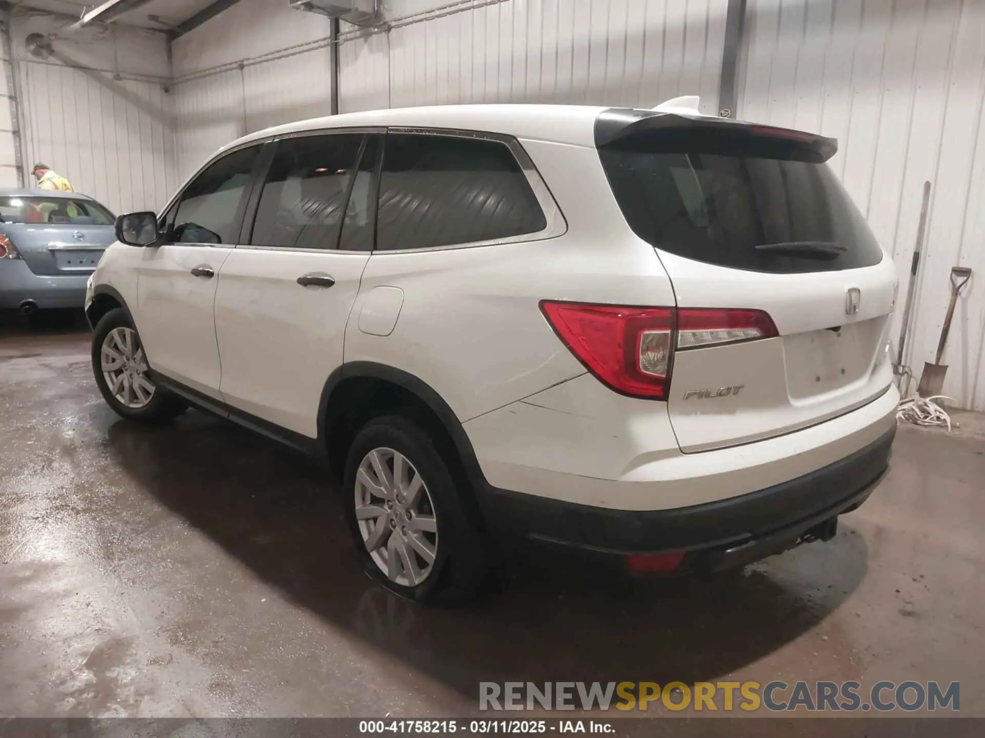 3 Фотография поврежденного автомобиля 5FNYF6H13KB086295 HONDA PILOT 2019