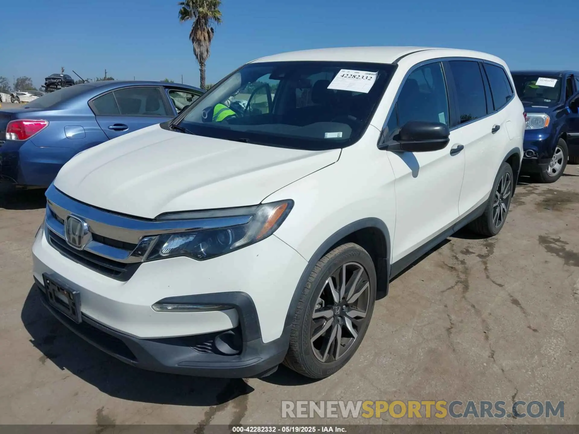 2 Photograph of a damaged car 5FNYF6H18KB062784 HONDA PILOT 2019