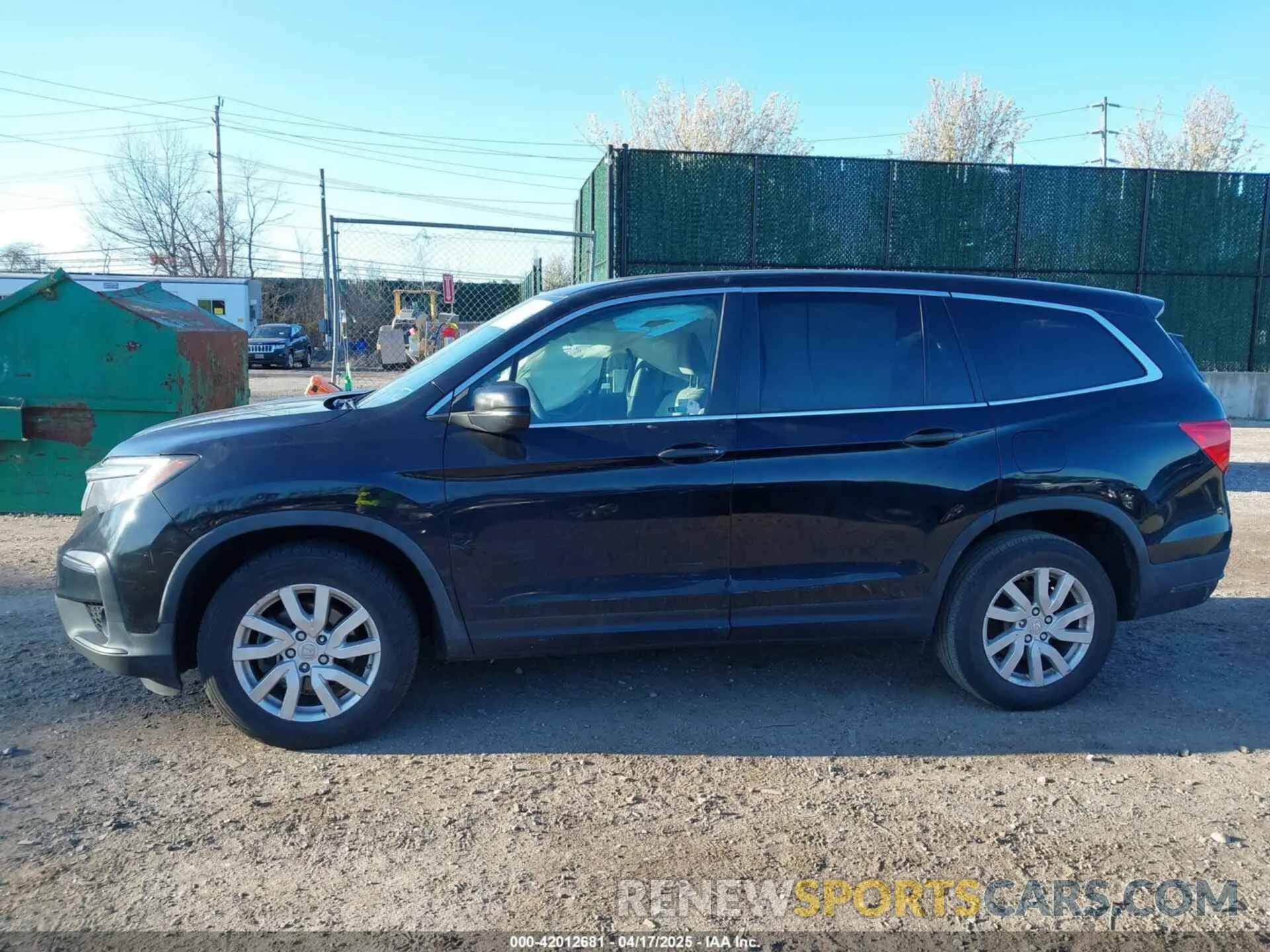 14 Photograph of a damaged car 5FNYF6H19KB081456 HONDA PILOT 2019