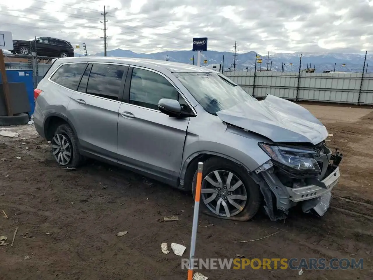 4 Photograph of a damaged car 5FNYF6H31KB093229 HONDA PILOT 2019