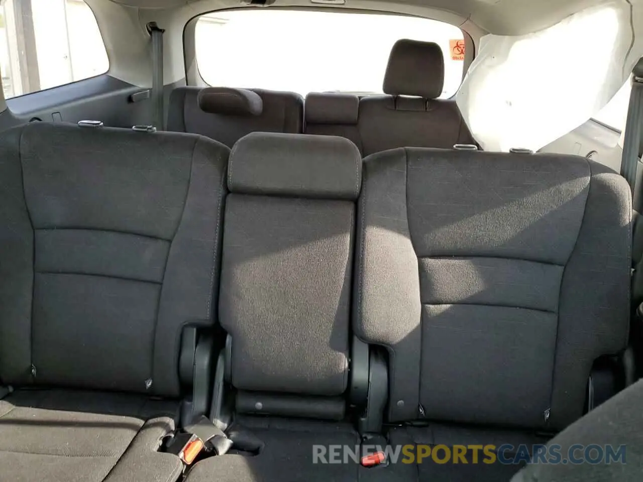 10 Photograph of a damaged car 5FNYF6H39KB037751 HONDA PILOT 2019