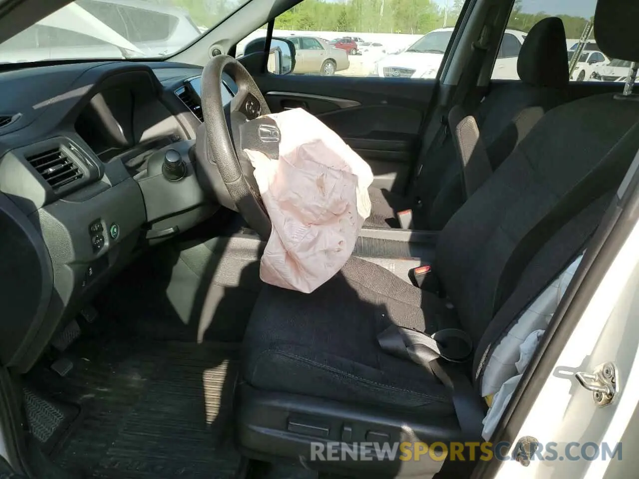 7 Photograph of a damaged car 5FNYF6H39KB037751 HONDA PILOT 2019