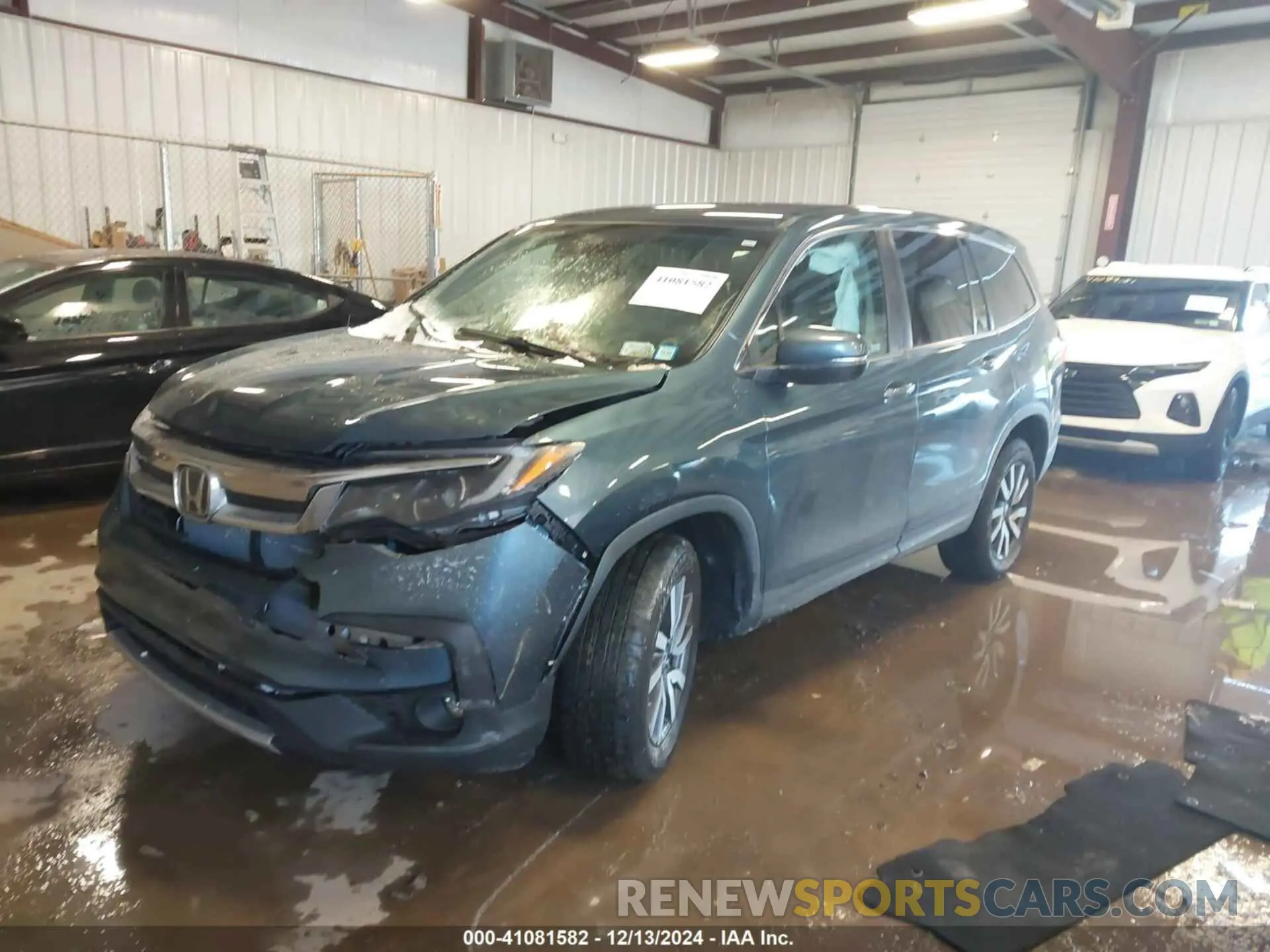 2 Photograph of a damaged car 5FNYF6H39KB101321 HONDA PILOT 2019