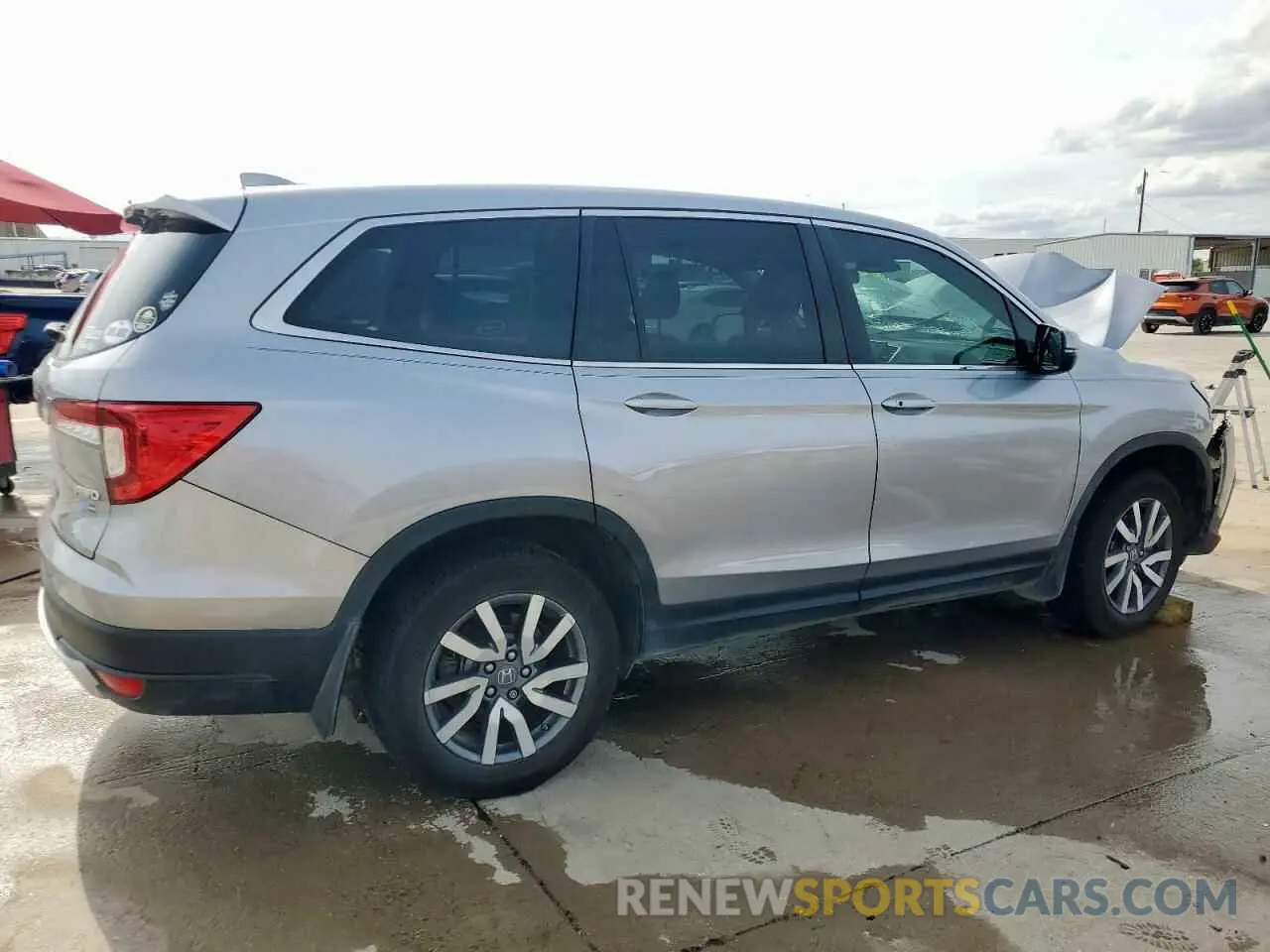3 Photograph of a damaged car 5FNYF6H3XKB027715 HONDA PILOT 2019