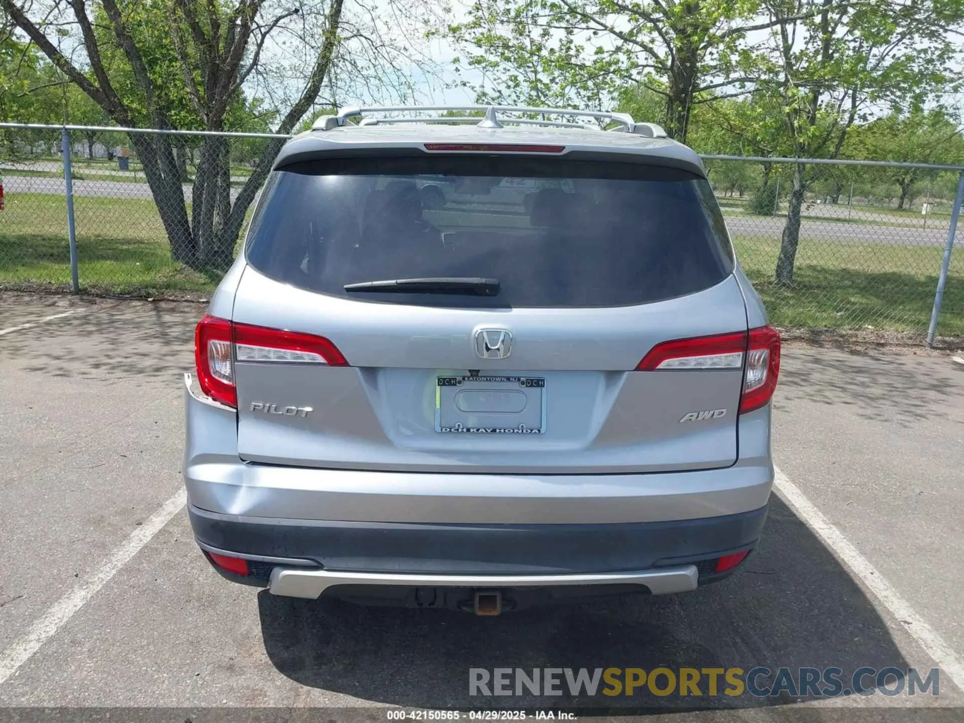 16 Фотография поврежденного автомобиля 5FNYF6H3XKB093231 HONDA PILOT 2019